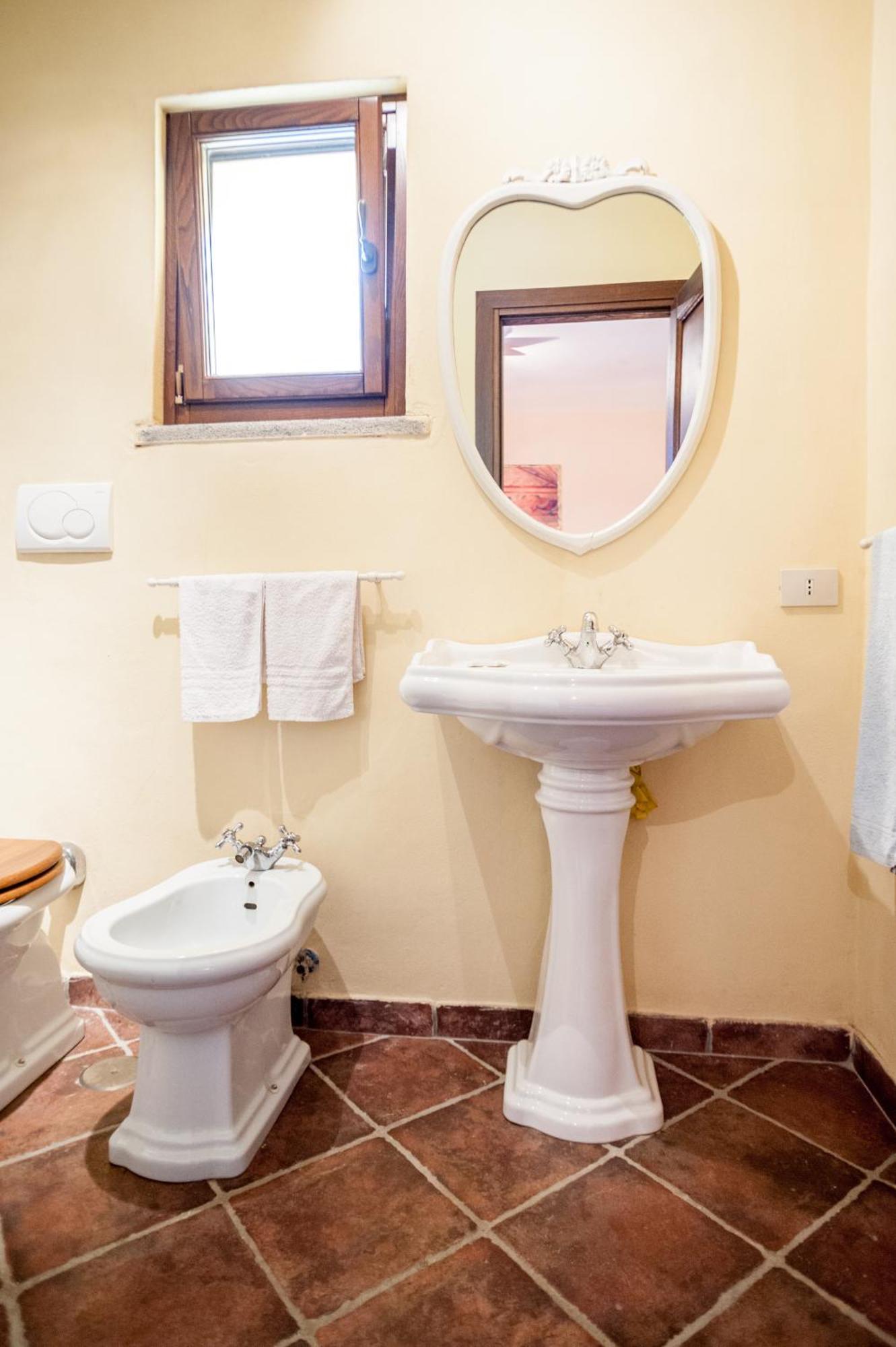 Casale Fedele Family Relax B&B Vicino Al Borgo ロンチリオーネ エクステリア 写真